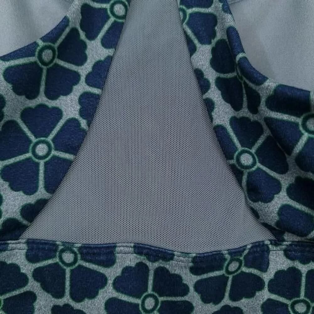 Dip Racerback Sports Bra Size Medium - Picture 5 of 7